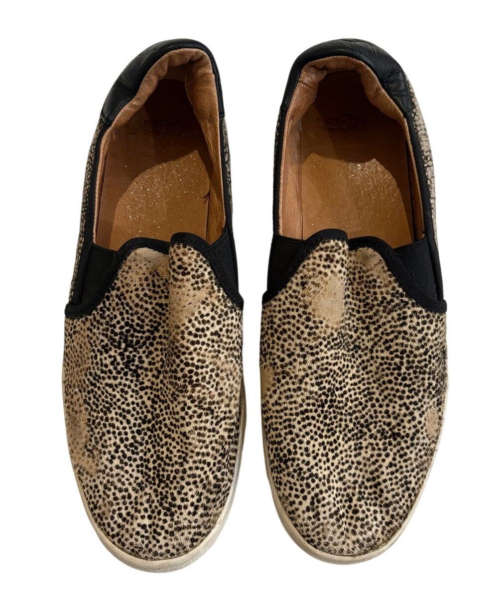 UGG Australia Animal Print Calf Hair Leather Slip On Loafers Shoes Women's 9.5